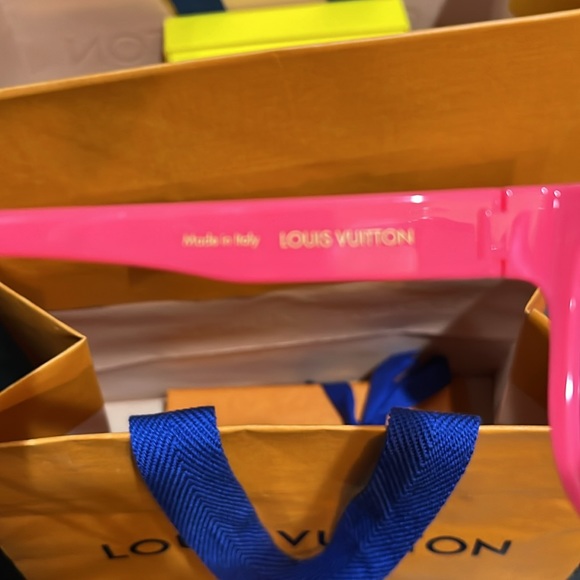 Brand New . Was just sitting in the box . - Picture 4 of 5